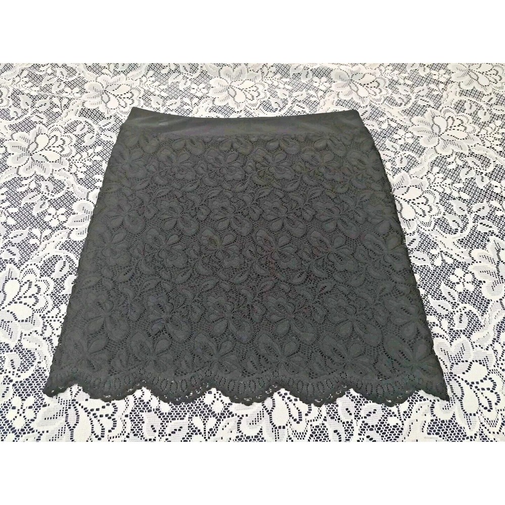 J Jill Skirt Size LP Black Lace Overlay Elastic Waist Pencil Skirt Scalloped Hem